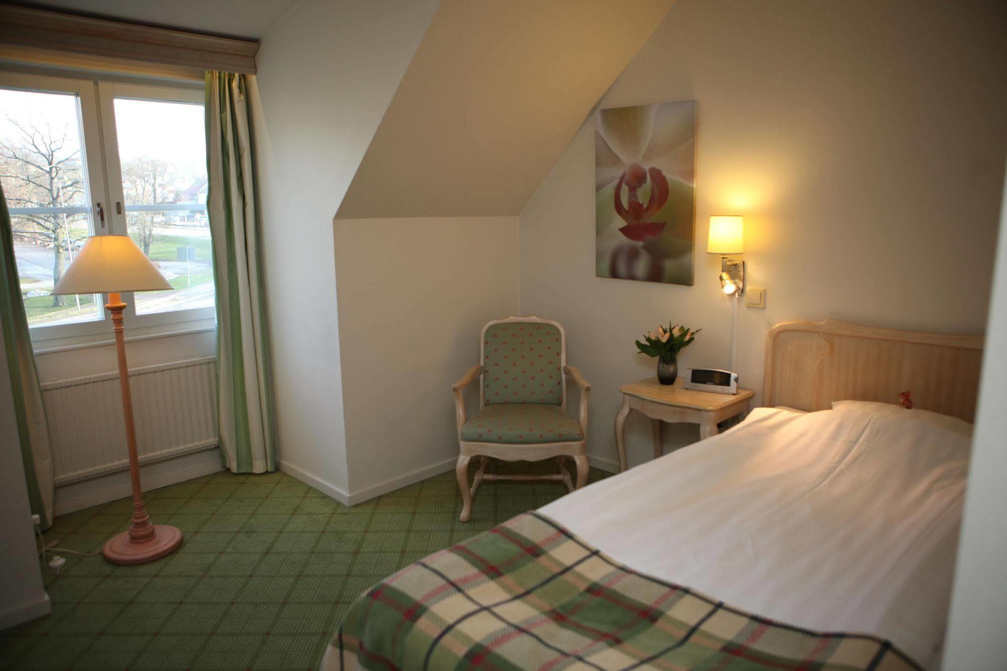 Hotel Moelndals Bro Exteriér fotografie