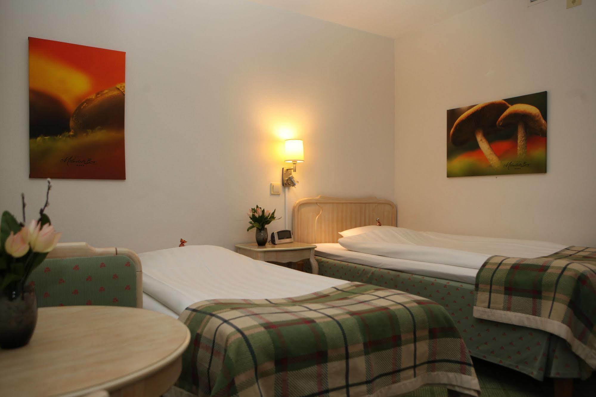 Hotel Moelndals Bro Exteriér fotografie