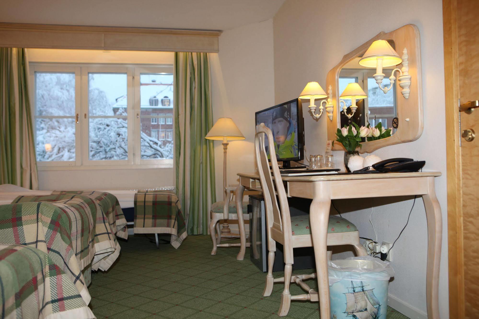 Hotel Moelndals Bro Exteriér fotografie