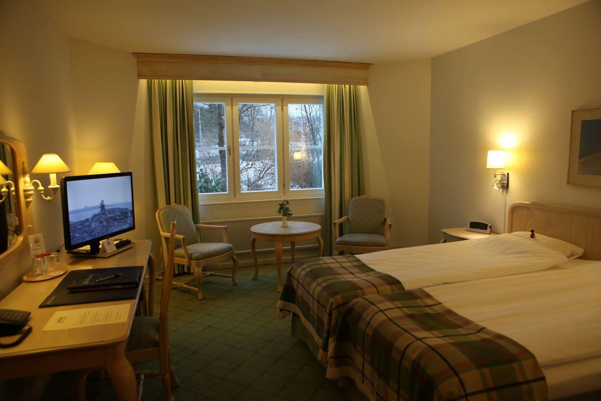 Hotel Moelndals Bro Exteriér fotografie